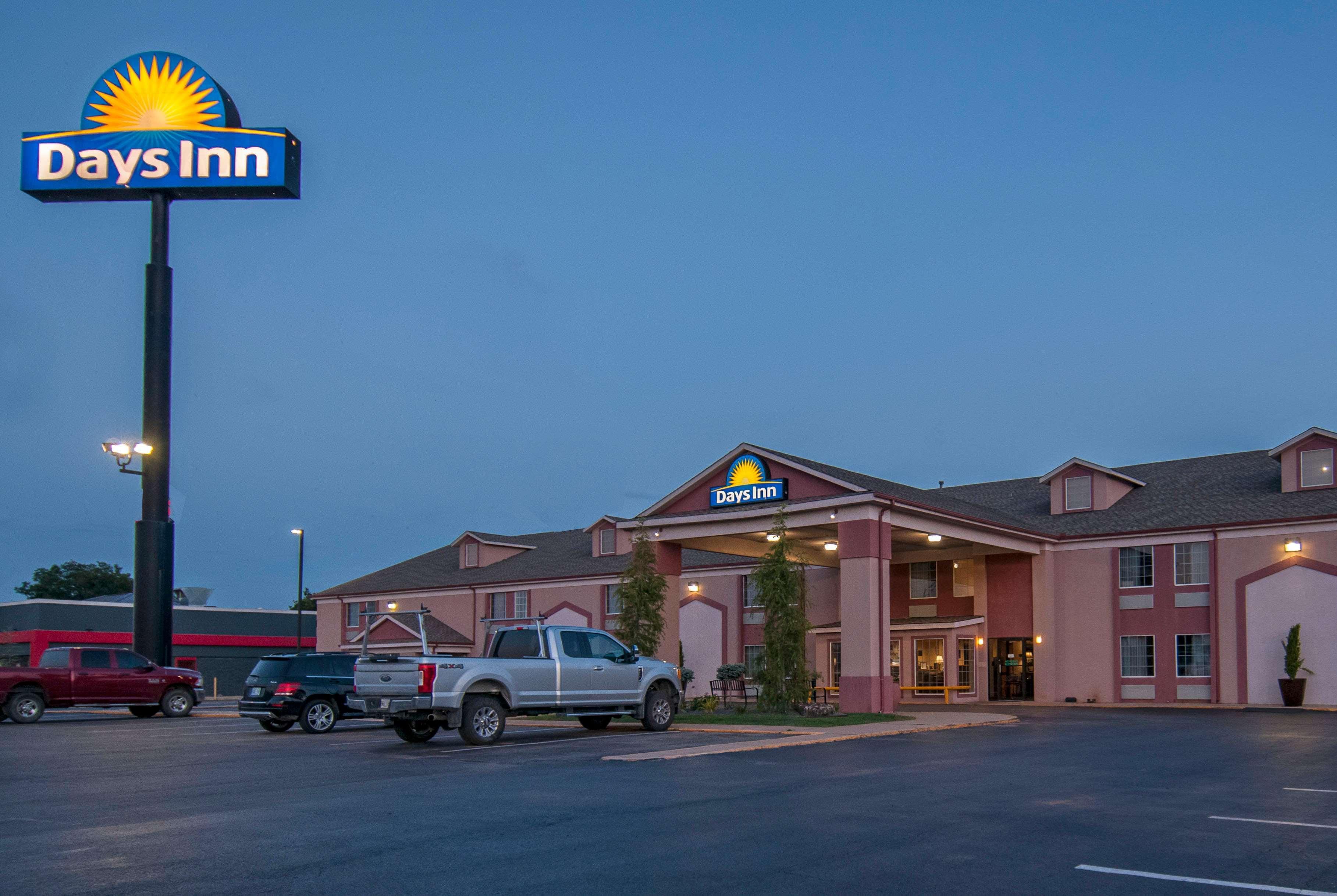Days Inn By Wyndham Pauls Valley Экстерьер фото