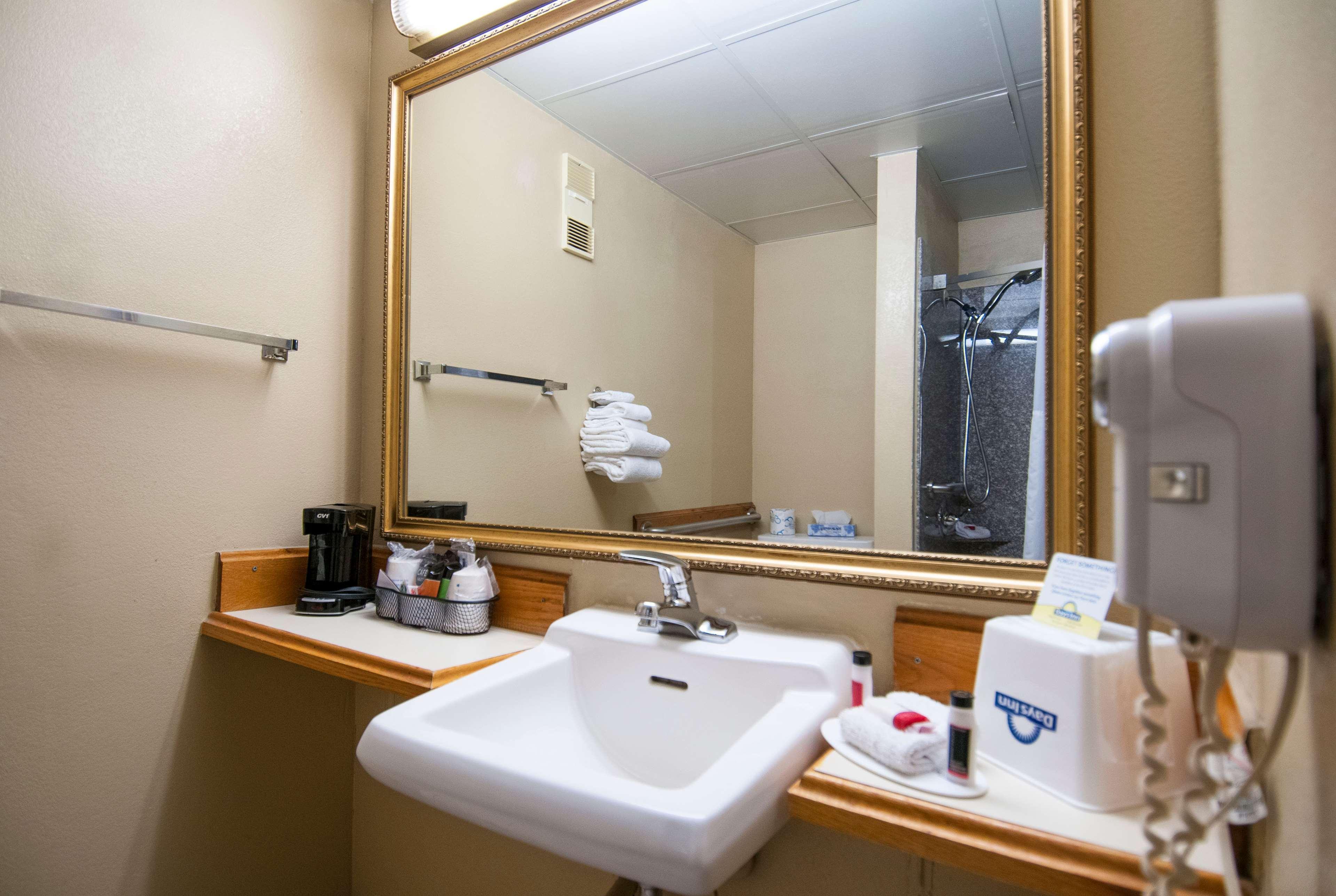 Days Inn By Wyndham Pauls Valley Экстерьер фото